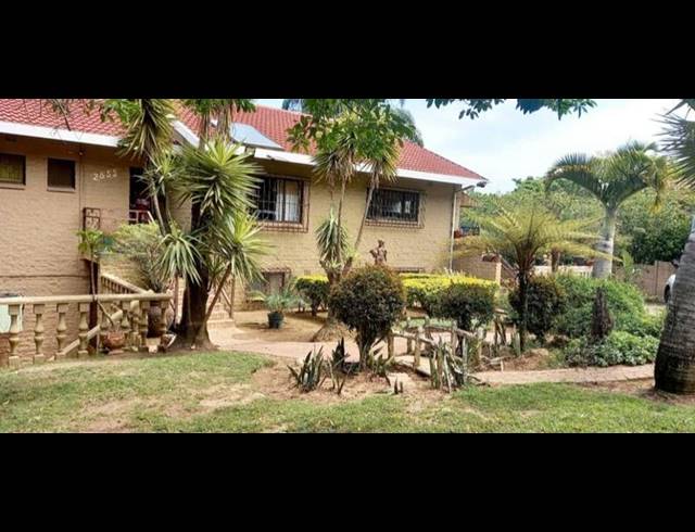 5 BEDROOM HOUSE FOR SALE IN MANABA BEACH